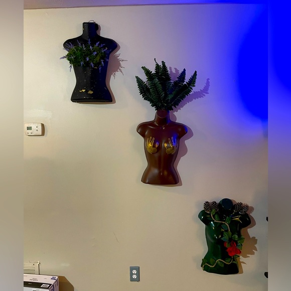 Queen Collection - Picture 2 of 3